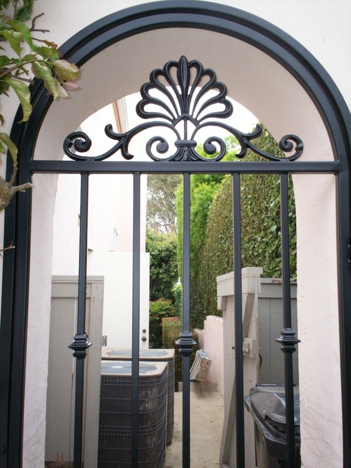 gates01