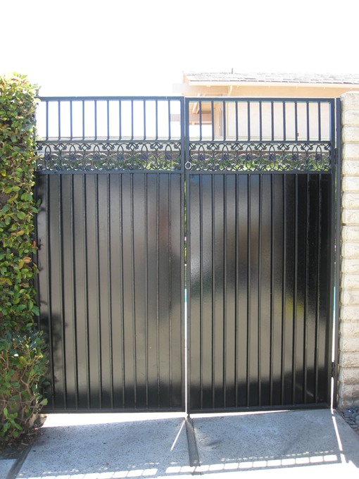 gates02