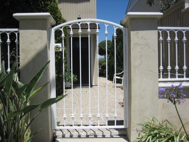 gates16